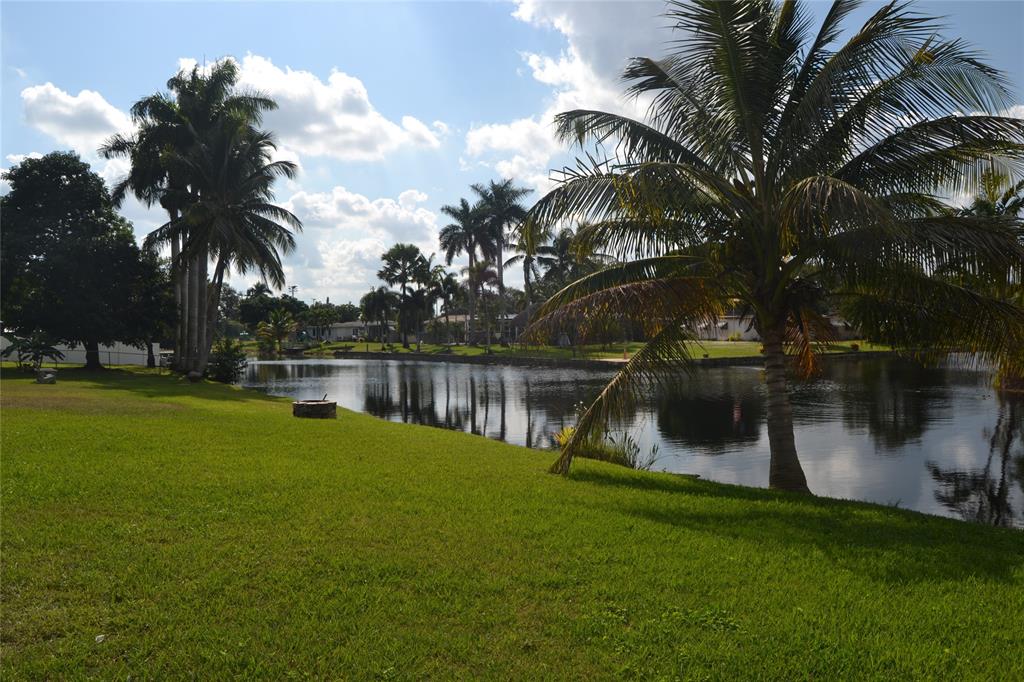 5241 Southwest 89th Avenue Cooper City, FL 33328 - Photo 4 of 28 a view of a house with a yard