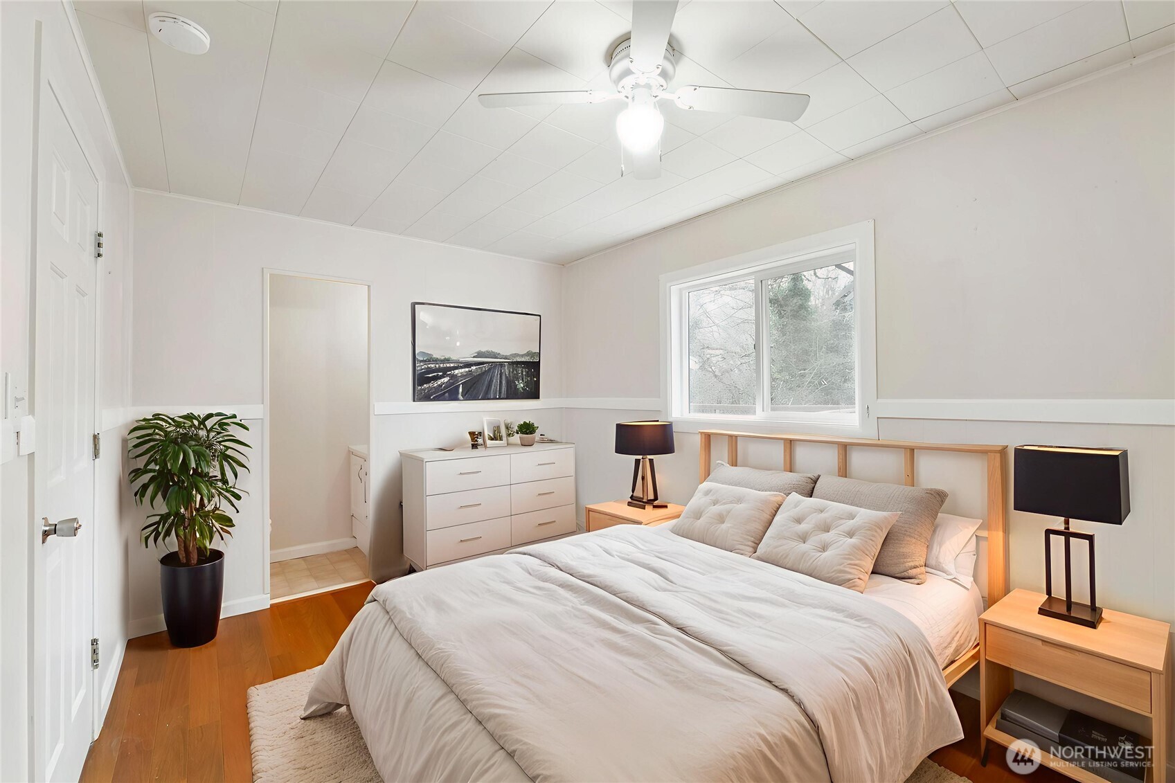 2877 Clare Avenue Bremerton, WA 98310 - Photo 16 of 29