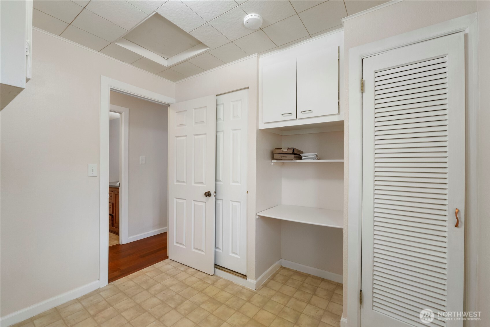 2877 Clare Avenue Bremerton, WA 98310 - Photo 20 of 29