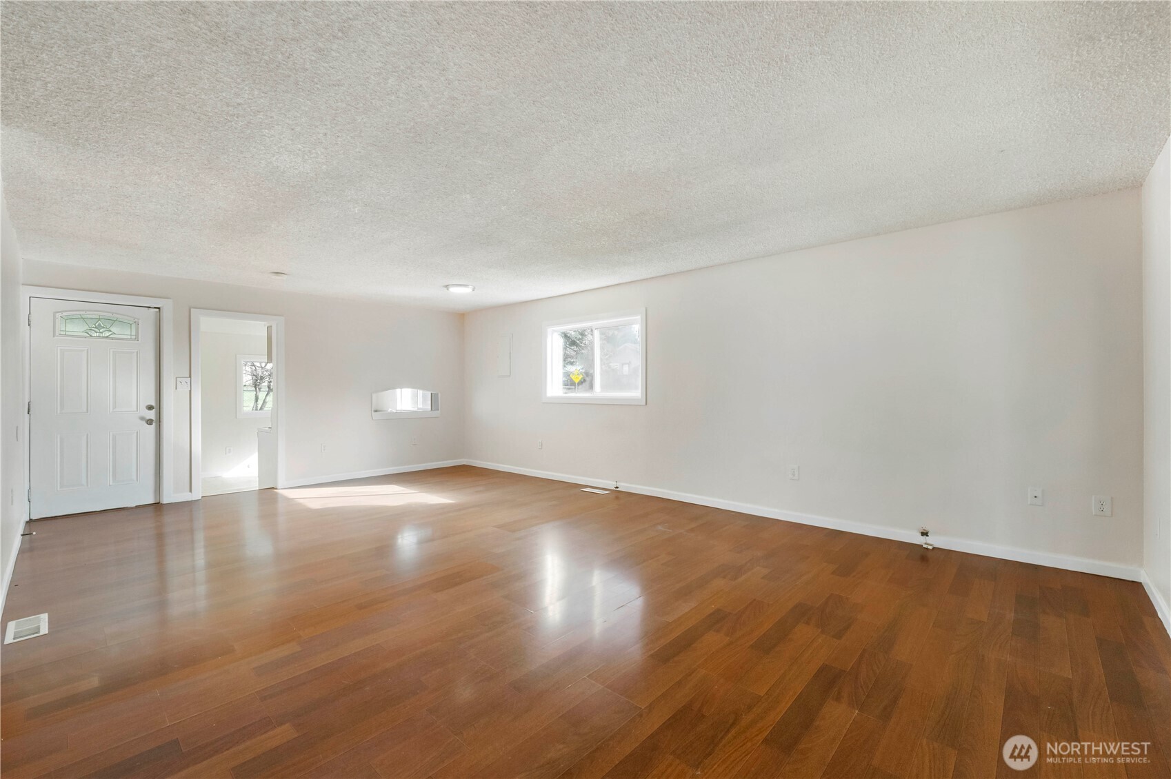 2877 Clare Avenue Bremerton, WA 98310 - Photo 9 of 29