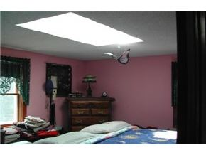 13 Cleveland Street Rochester, NH 03867 - Photo 3 of 3