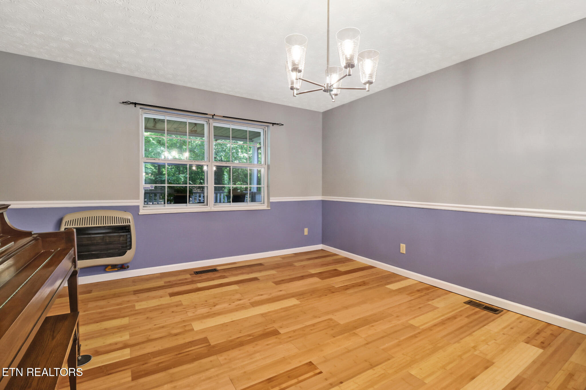986 Post Oak Valley Road Rockwood, TN 37854 - Photo 14 of 45 dining room