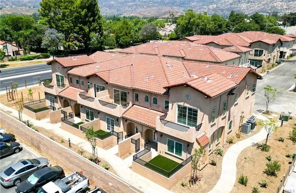 $749,000 | 5510 East Los Angeles Avenue, Unit 4, Simi Valley, CA 93063