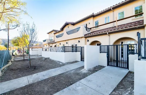 $749,000 | 5510 East Los Angeles Avenue, Unit 4, Simi Valley, CA 93063
