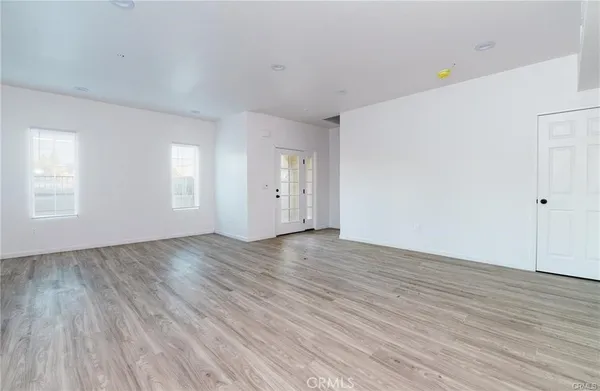 $749,000 | 5510 East Los Angeles Avenue, Unit 4, Simi Valley, CA 93063