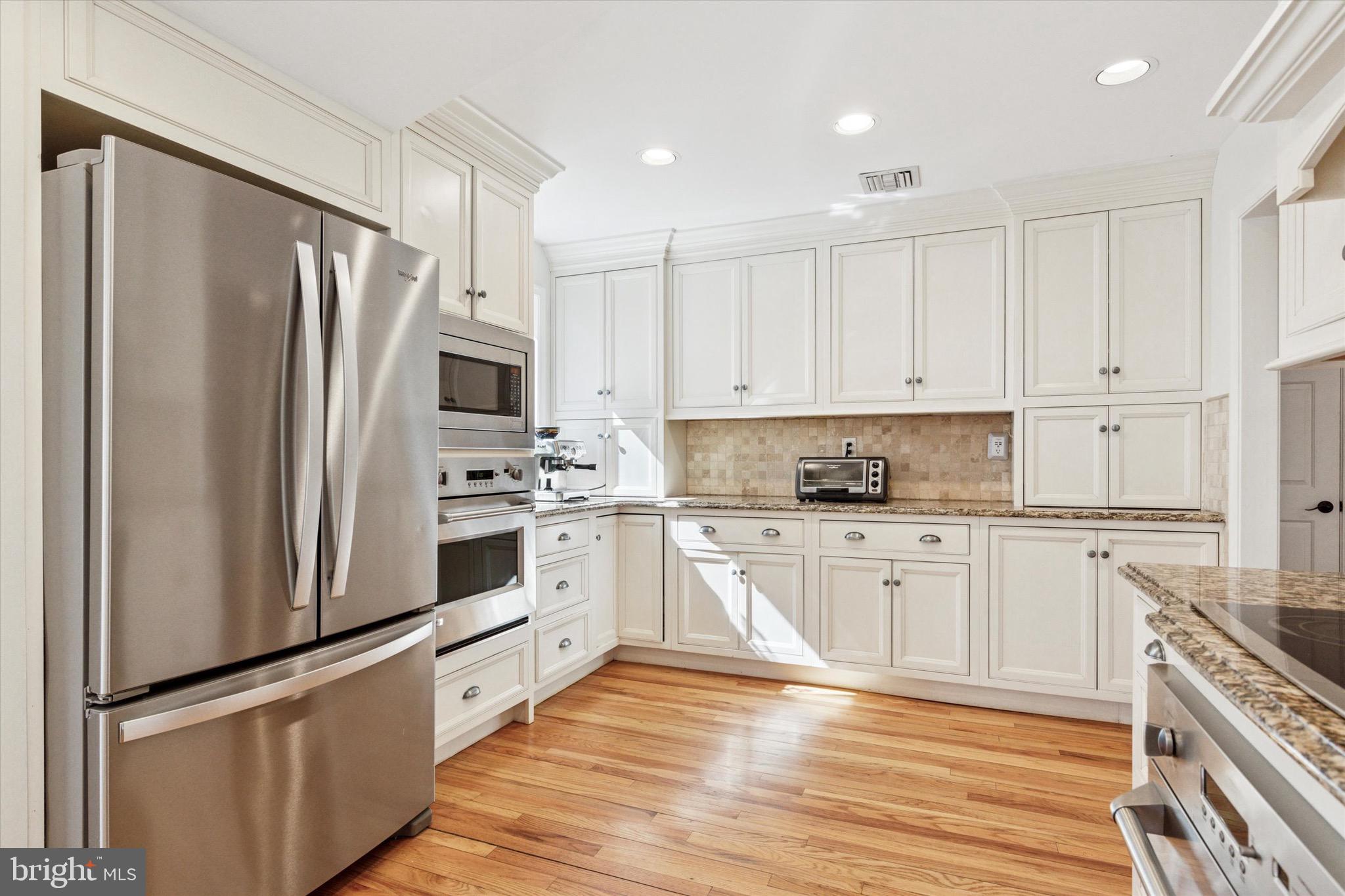 505 Delancy Circle Devon, PA 19333 - Photo 28 of 34