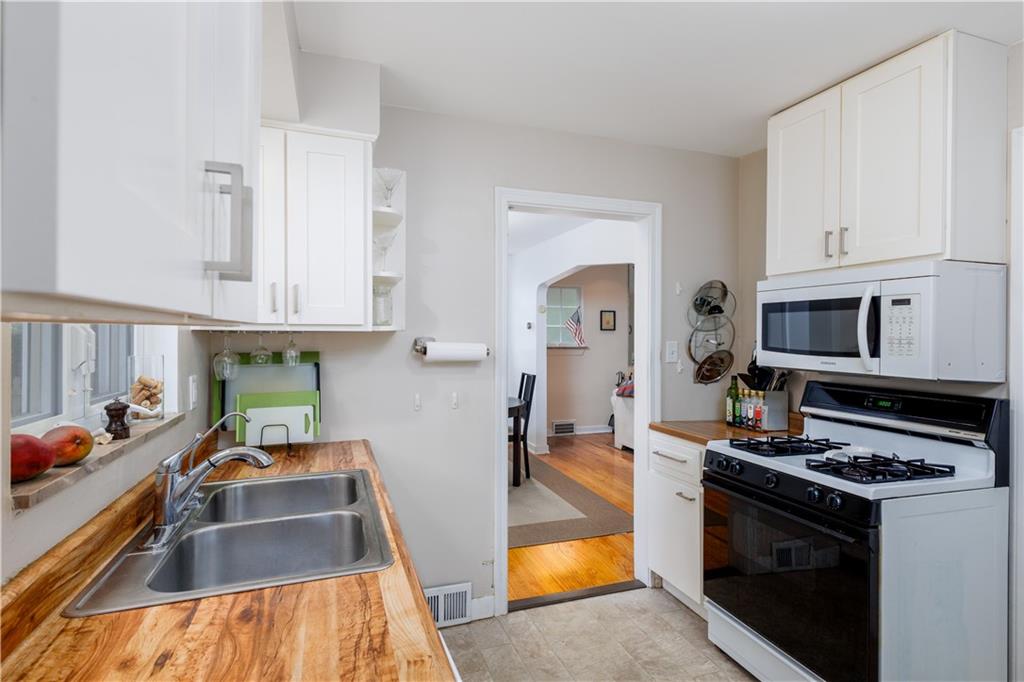 105 Overdale Road Pittsburgh, PA 15221 - Photo 8 of 30 Gallery Image 8