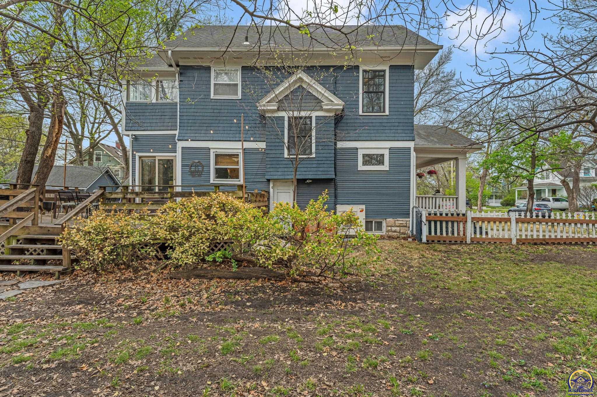 1634 Rhode Island Street Lawrence, KS 66044 - Photo 5 of 47