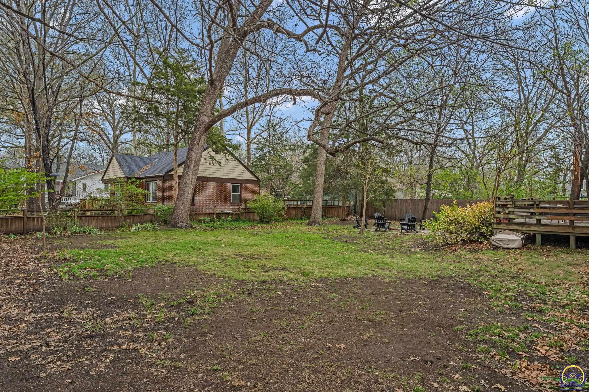 1634 Rhode Island Street Lawrence, KS 66044 - Photo 8 of 47