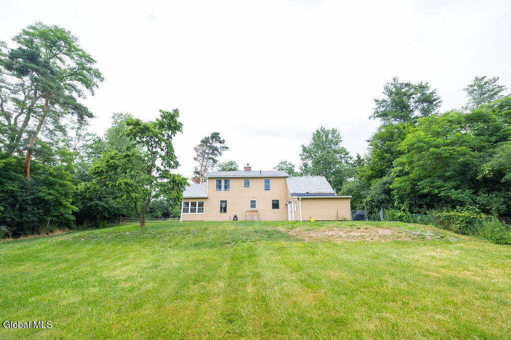 859 Putnam Road Rotterdam, NY 12306 - Photo 24 of 90 0S4A6874