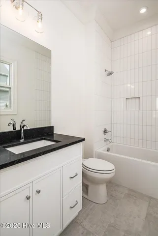 $639,900 | 106 Pinewood Cove, Snow Hill, NC 28580