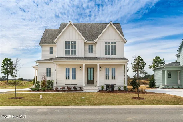 $639,900 | 106 Pinewood Cove, Snow Hill, NC 28580