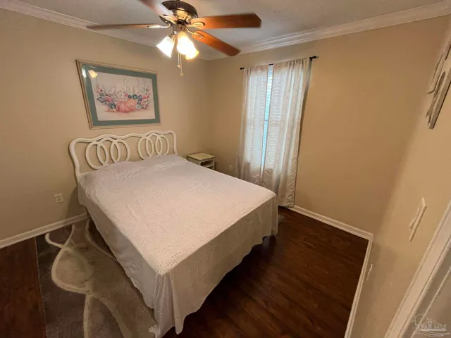 $1,275 | 3208 Redwood Lane, Unit E, Gulf Breeze, FL 32563