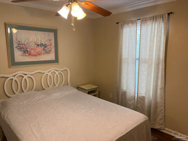 $1,275 | 3208 Redwood Lane, Unit E, Gulf Breeze, FL 32563