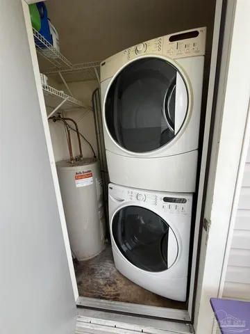 $1,275 | 3208 Redwood Lane, Unit E, Gulf Breeze, FL 32563