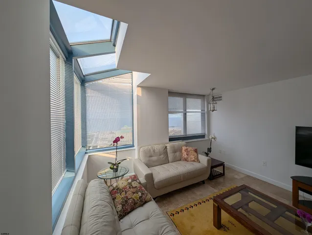 $2,500 | 526 Pacific Avenue, Unit 2407, Atlantic City, NJ 08401