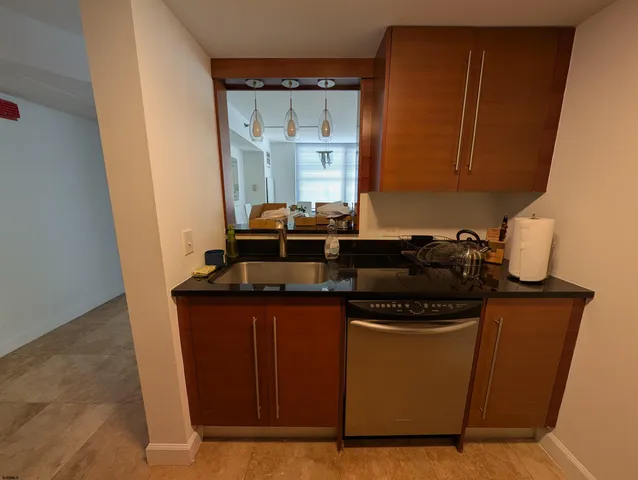 $2,500 | 526 Pacific Avenue, Unit 2407, Atlantic City, NJ 08401