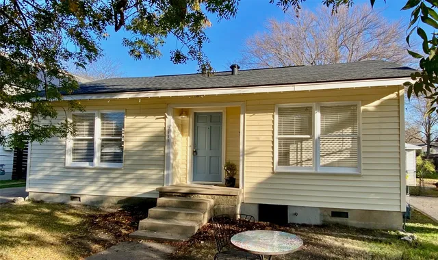 $2,100 | 7111 Grover Avenue, Austin, TX 78757