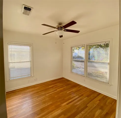 $2,100 | 7111 Grover Avenue, Austin, TX 78757