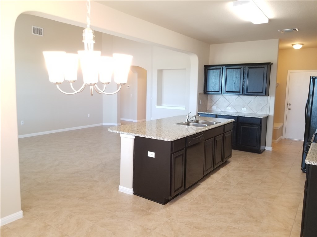 1448 Brooks Way Leander, TX 78641 - Photo 18 of 40