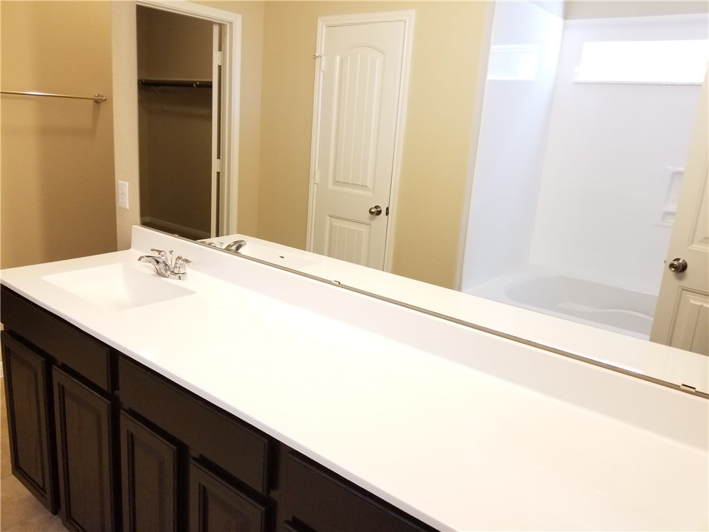 1448 Brooks Way Leander, TX 78641 - Photo 24 of 40