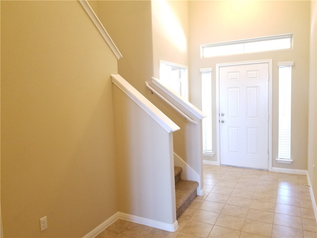 1448 Brooks Way Leander, TX 78641 - Photo 9 of 40