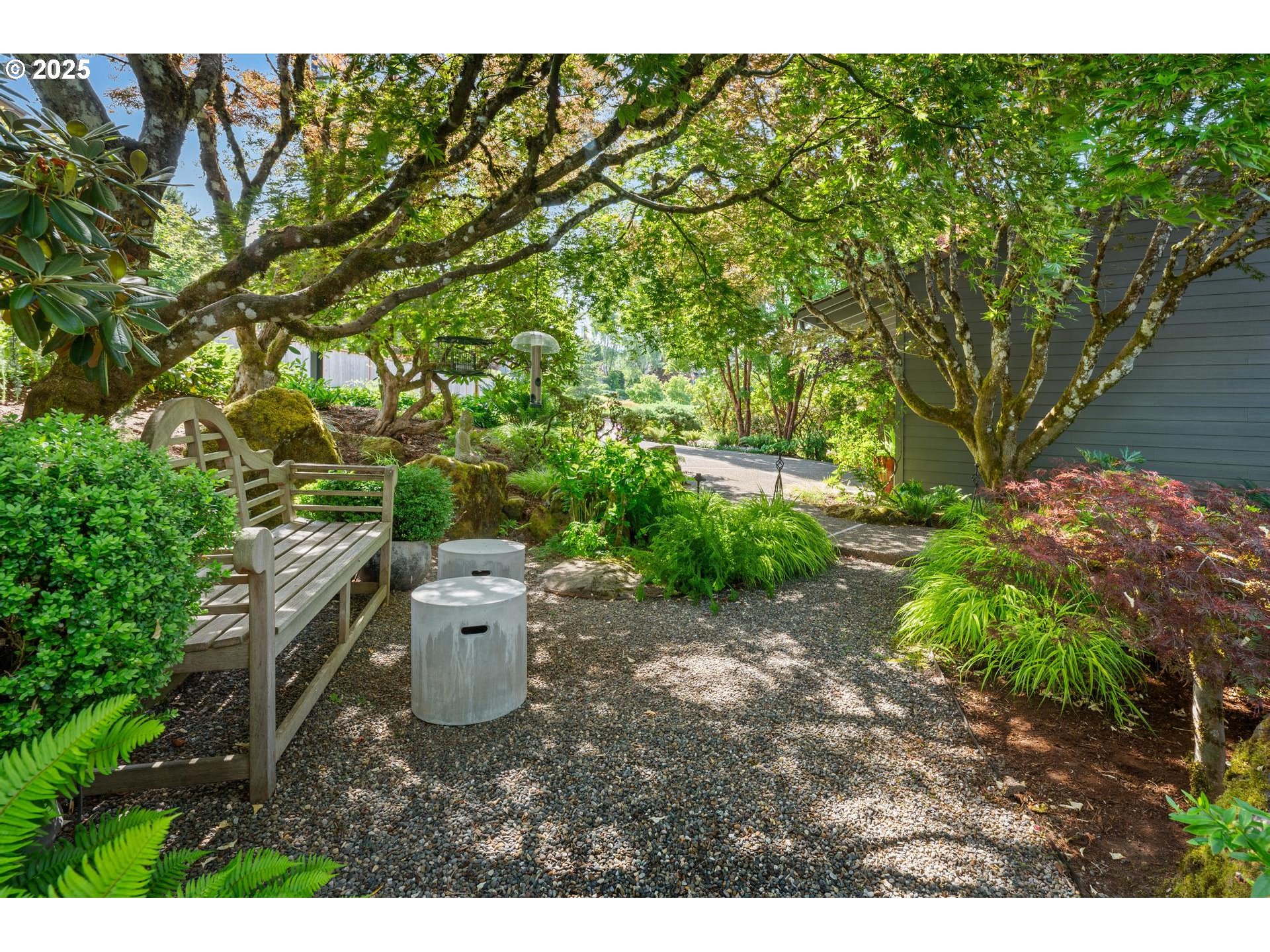 955 Southwest Summit View Drive Portland, OR 97225 - Photo 4 of 47 Gallery Image 4
