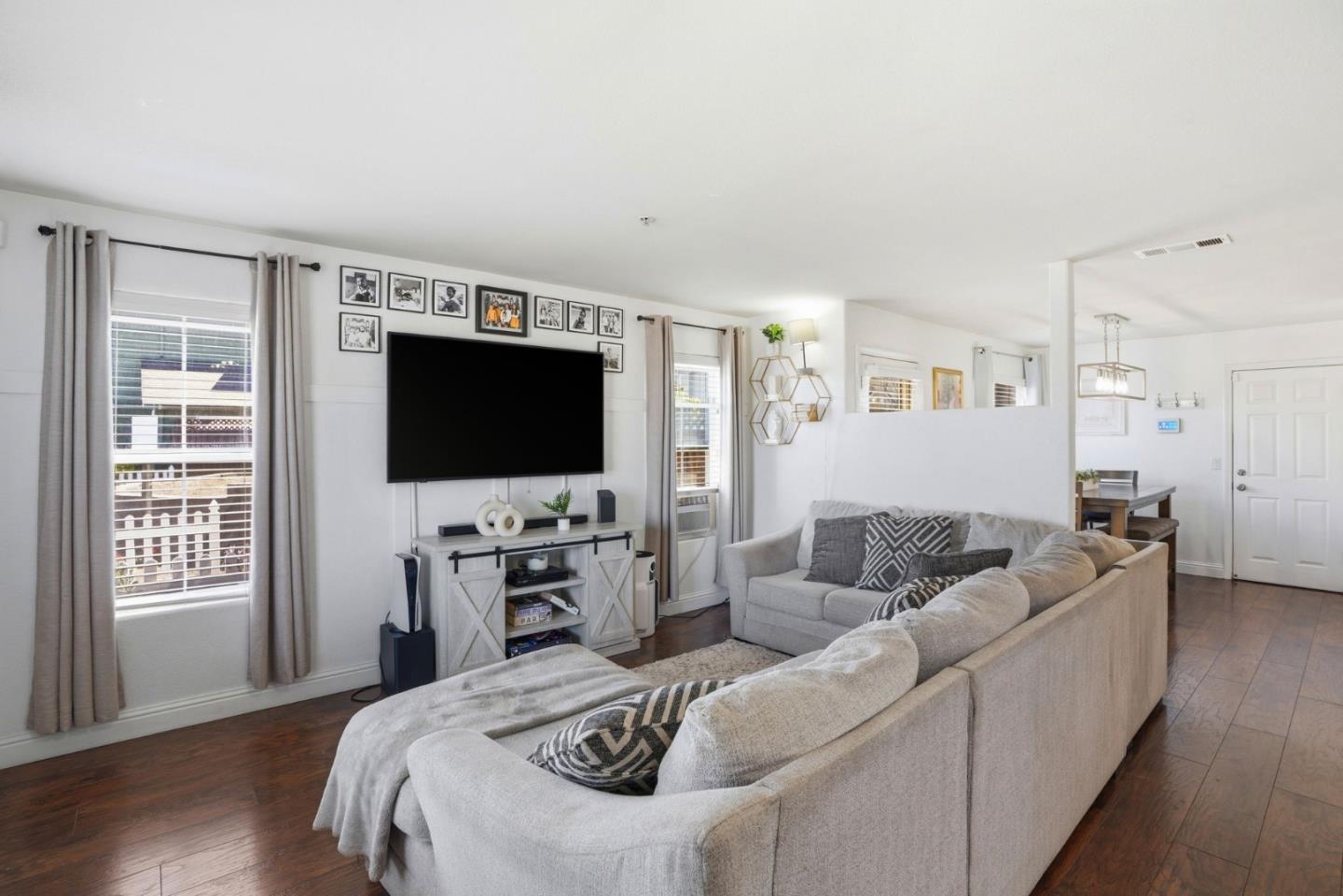 352 San Juan Grade Road Salinas, CA 93906 - Photo 4 of 11
