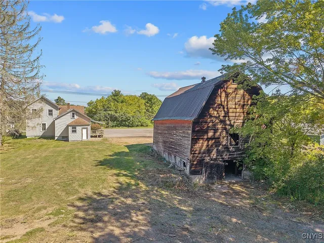 $325,900 | 2337 Highway 49, West Monroe, NY 13167