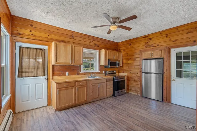 $325,900 | 2337 Highway 49, West Monroe, NY 13167