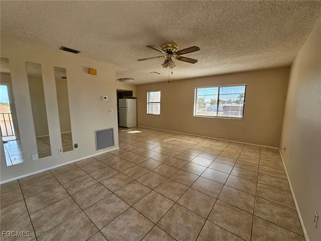 $1,000 | 1221 Southeast 46th Lane, Unit M, Cape Coral, FL 33904