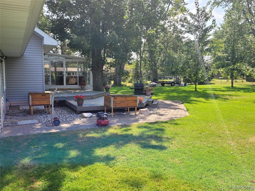 48722 Sugarbush Road Chesterfield, MI 48047 - Photo 28 of 41