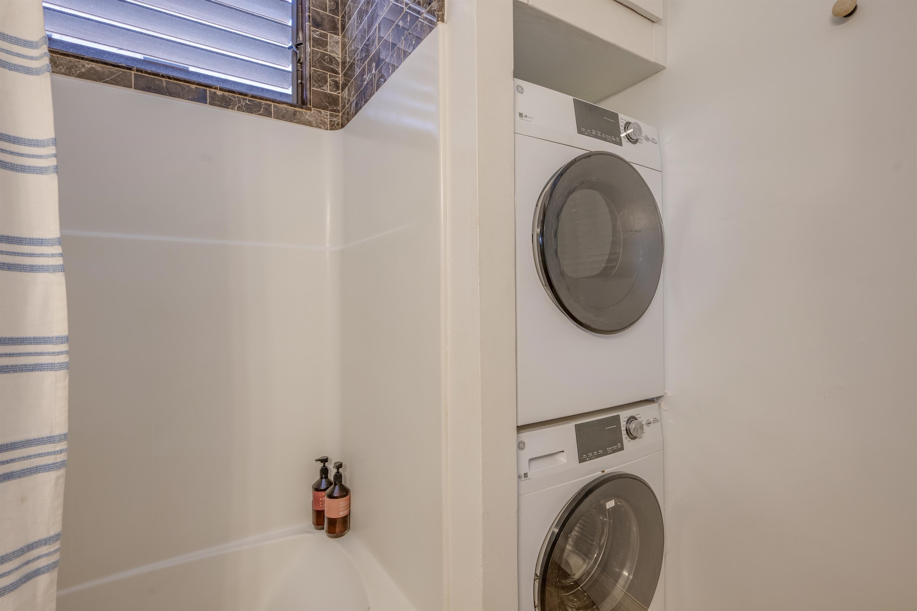 4440 Lower Honoapiilani Road, Unit 124 Lahaina, HI 96761 - Photo 11 of 30