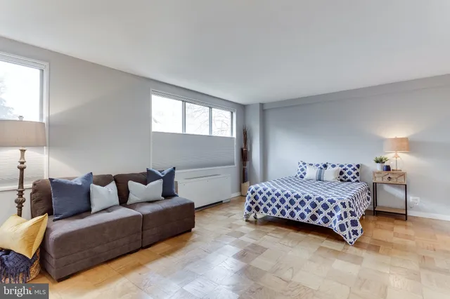 $1,725 | 1200 North Nash Street, Unit 202, Arlington, VA 22209