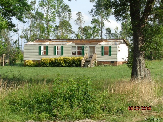 3589 Desha Road Tappahannock, VA 22560 - Photo 2 of 8 Gallery Image 2