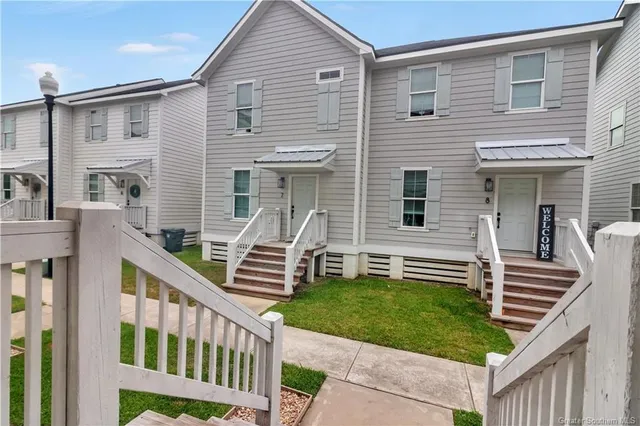 $205,000 | 850 West Sallier Street, Unit 18, Lake Charles, LA 70601