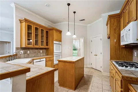 $370,000 | 103 Oakview Drive, Madisonville, LA 70447