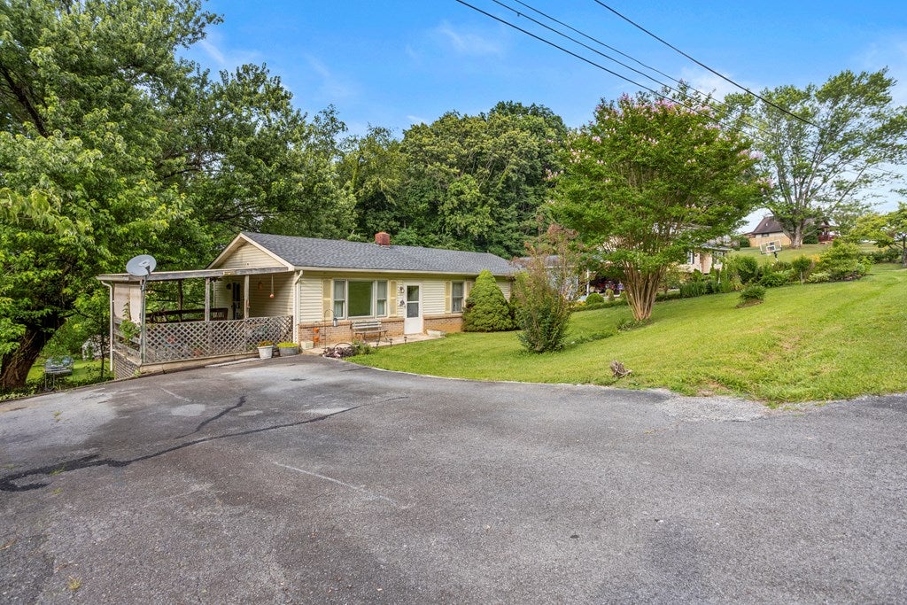 18207 Macedonia Road Abingdon, VA 24211 - Photo 5 of 32 Gallery Image 5