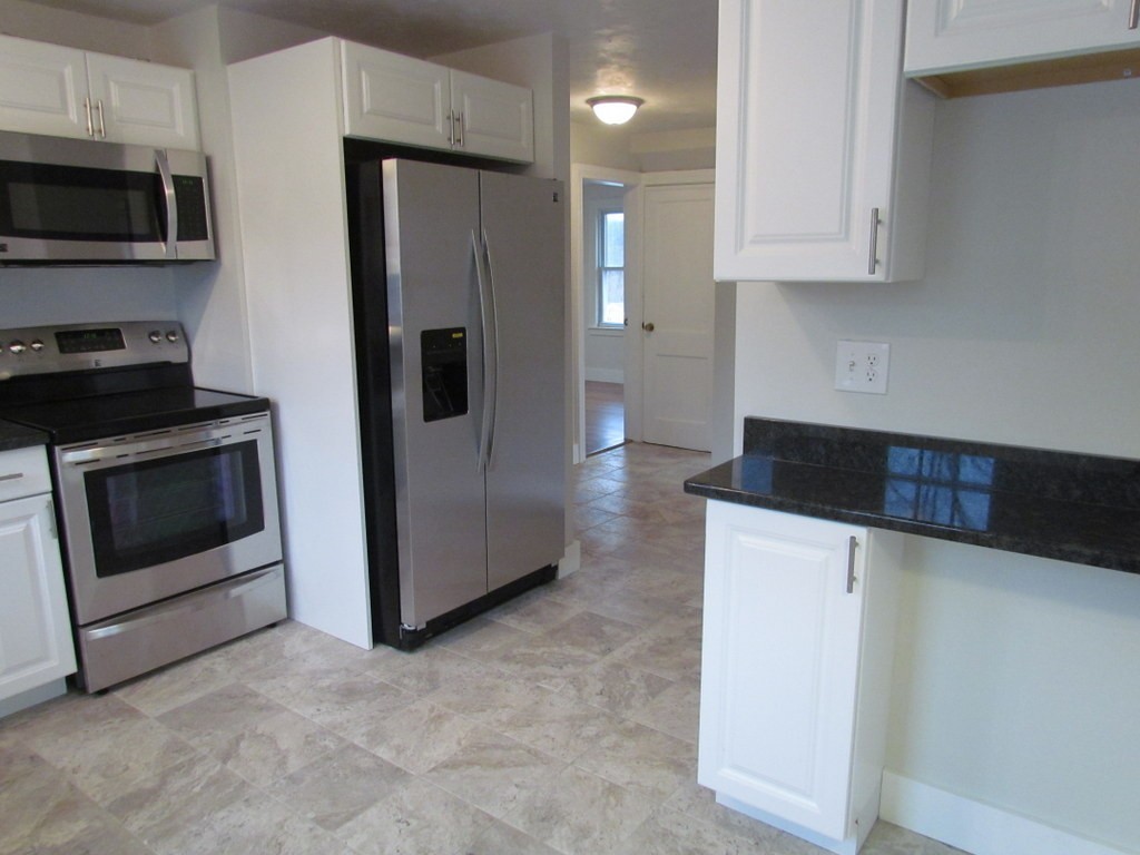 6 Tewksbury Road Worcester, MA 01602 - Photo 5 of 25 Gallery Image 5