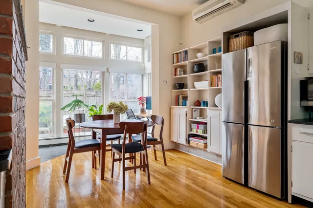 $1,295,000 | 61 Dana Street, Unit 4, Cambridge, MA 02138