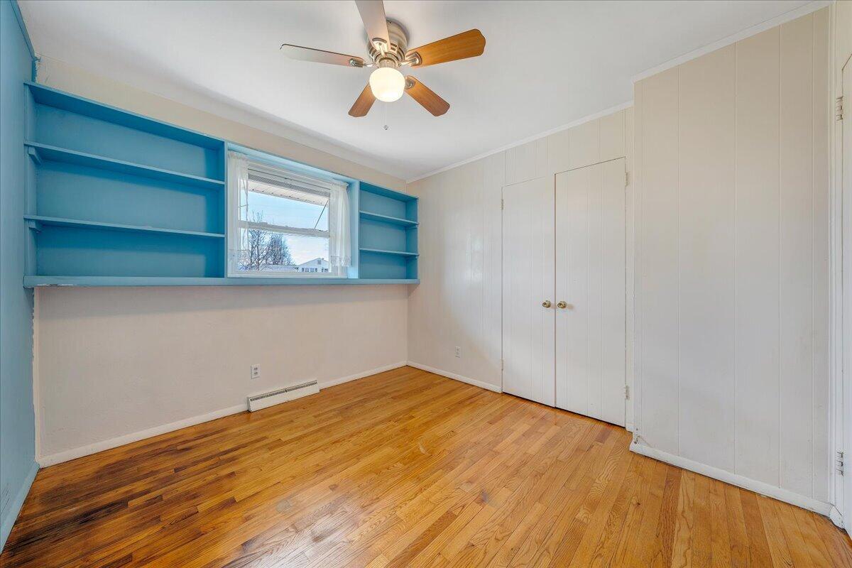 1707 Glendon Road Salem, VA 24153 - Photo 17 of 41 a view of empty room with wooden floor