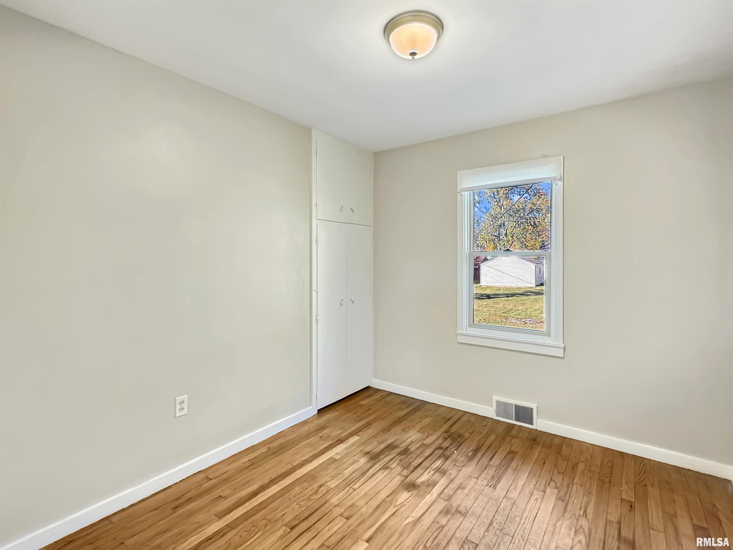 1005 Walnut Street Washington, IL 61571 - Photo 12 of 26