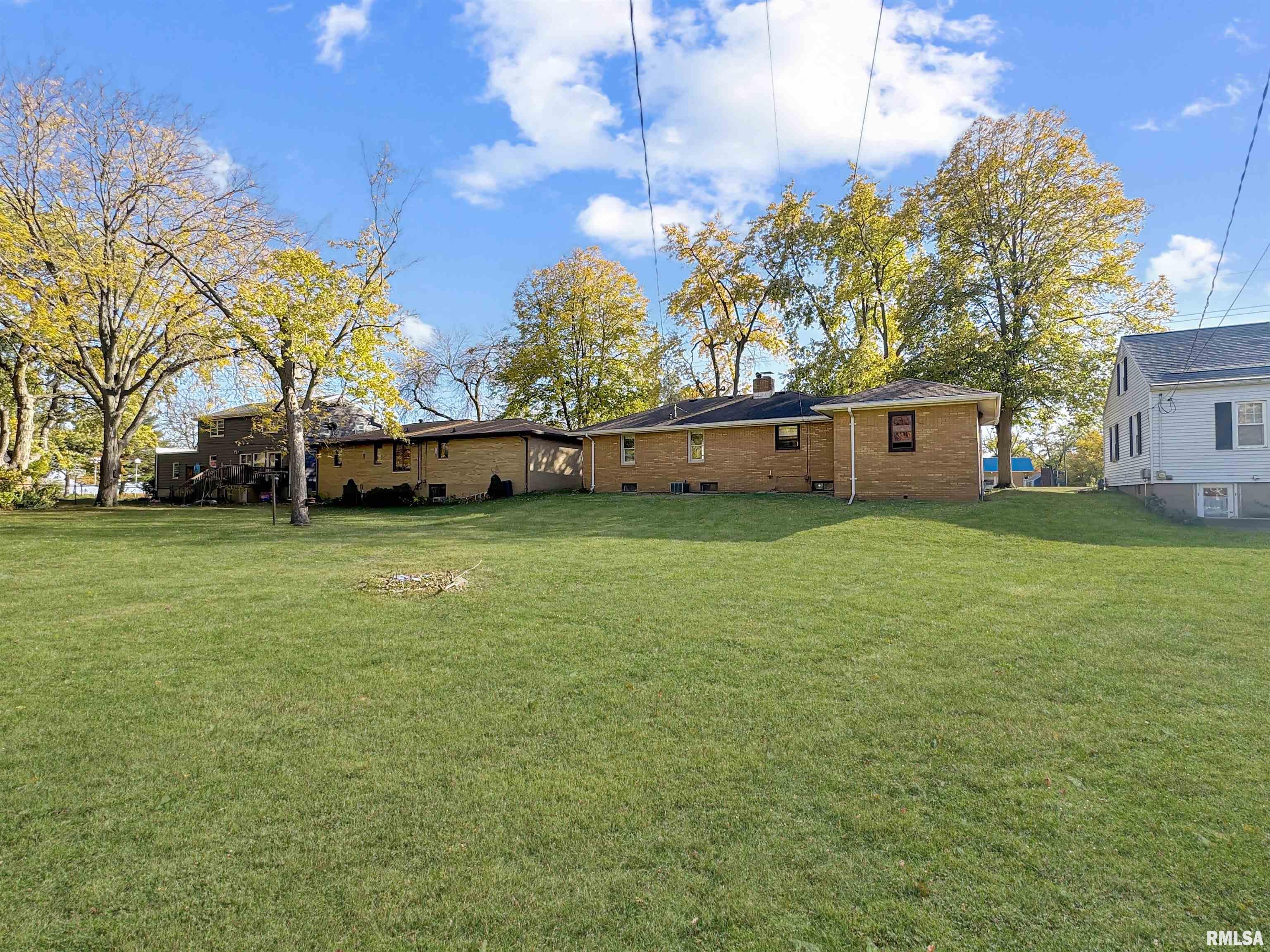1005 Walnut Street Washington, IL 61571 - Photo 21 of 26