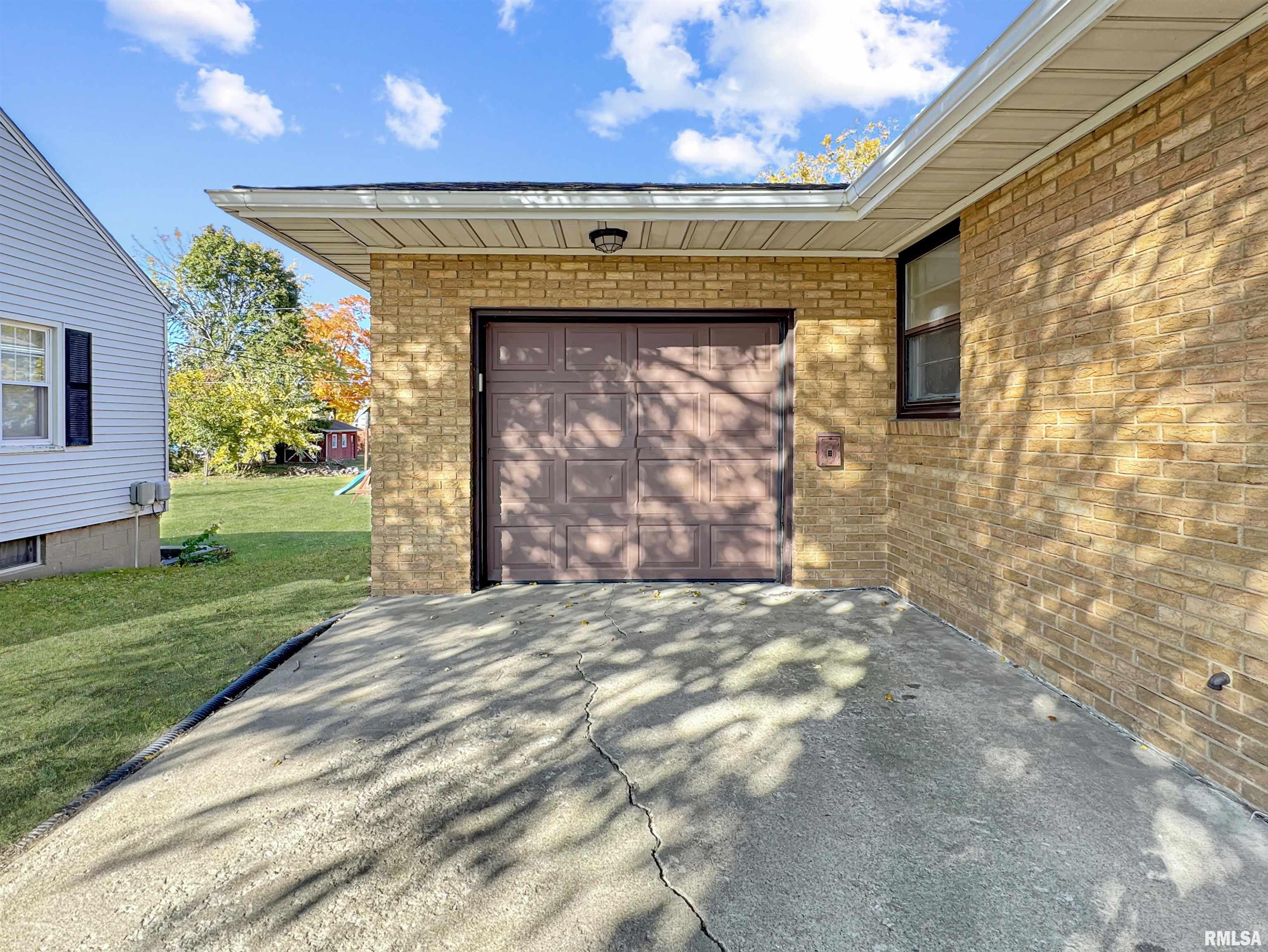 1005 Walnut Street Washington, IL 61571 - Photo 24 of 26