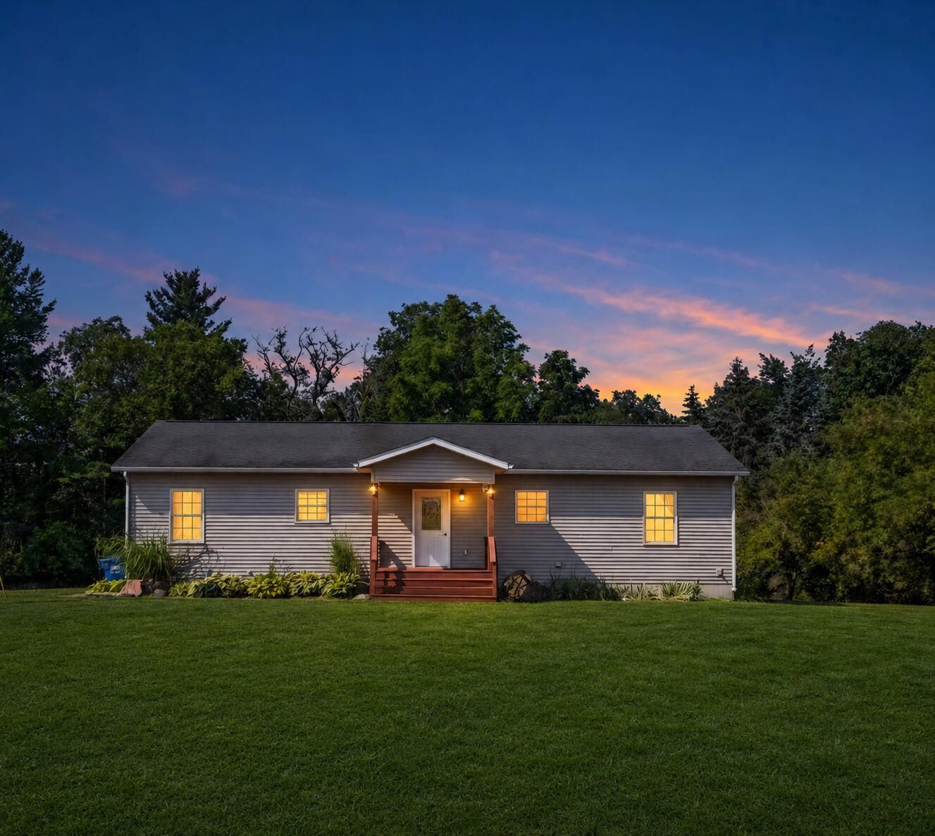 11159 Gravel Ridge Road Lakeview, MI 48850 - Photo 2 of 37 1000079030