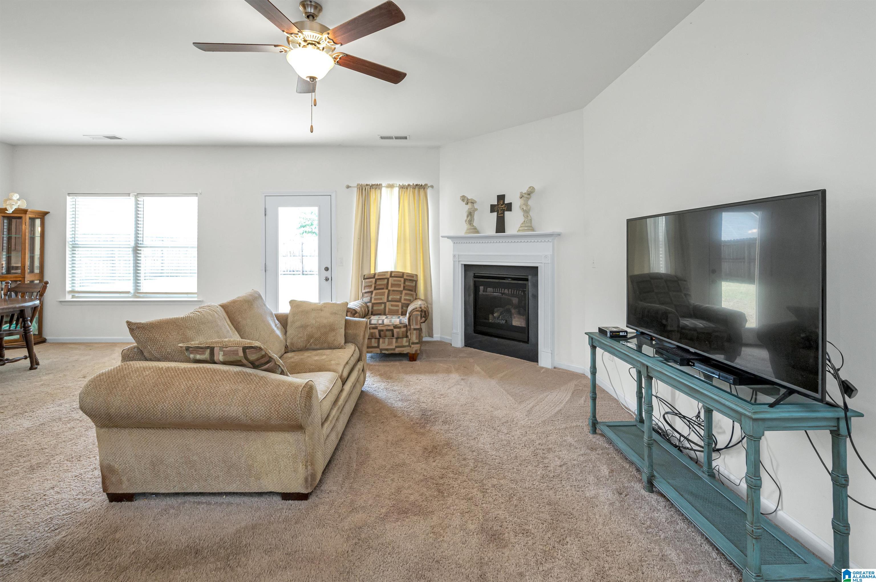 1958 Clarke Road Leeds, AL 35094 - Photo 7 of 34