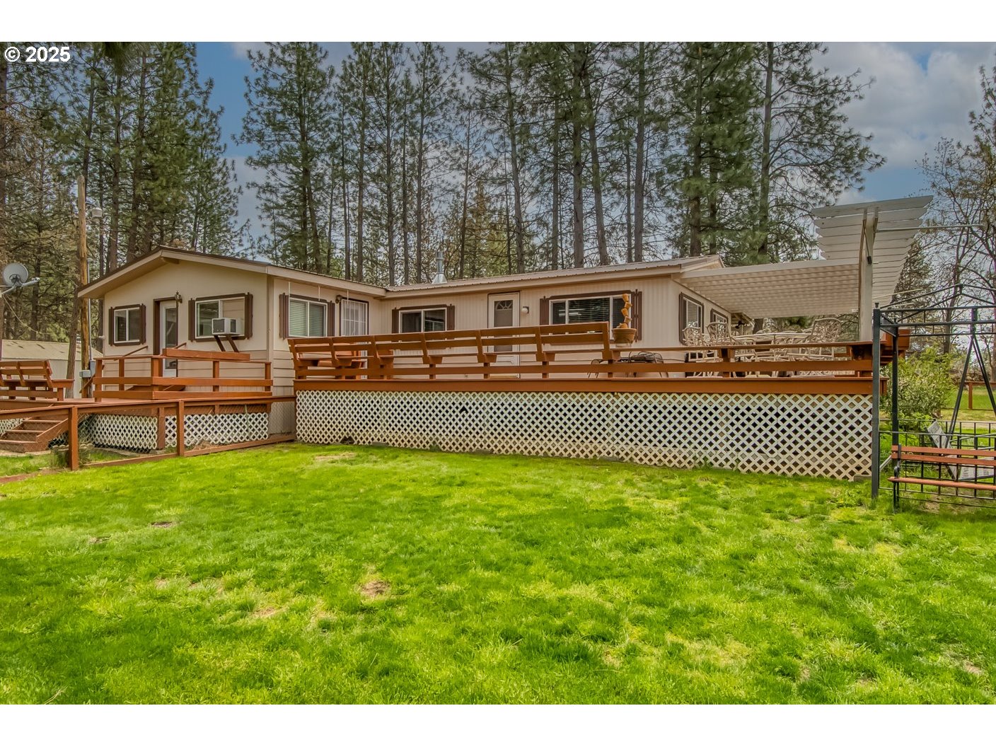 12 North Frontage Road Wamic, OR 97063 - Photo 1 of 37 Gallery Image 1