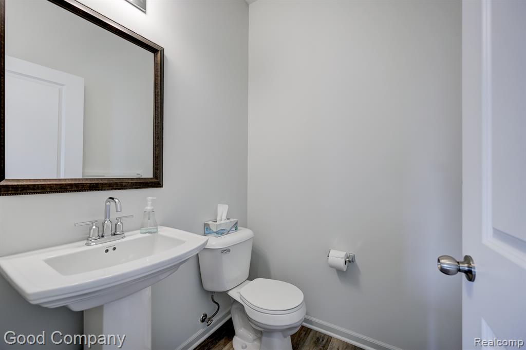2500 Normandy Road, Unit 29 Royal Oak, MI 48073 - Photo 21 of 51 Gallery Image 21