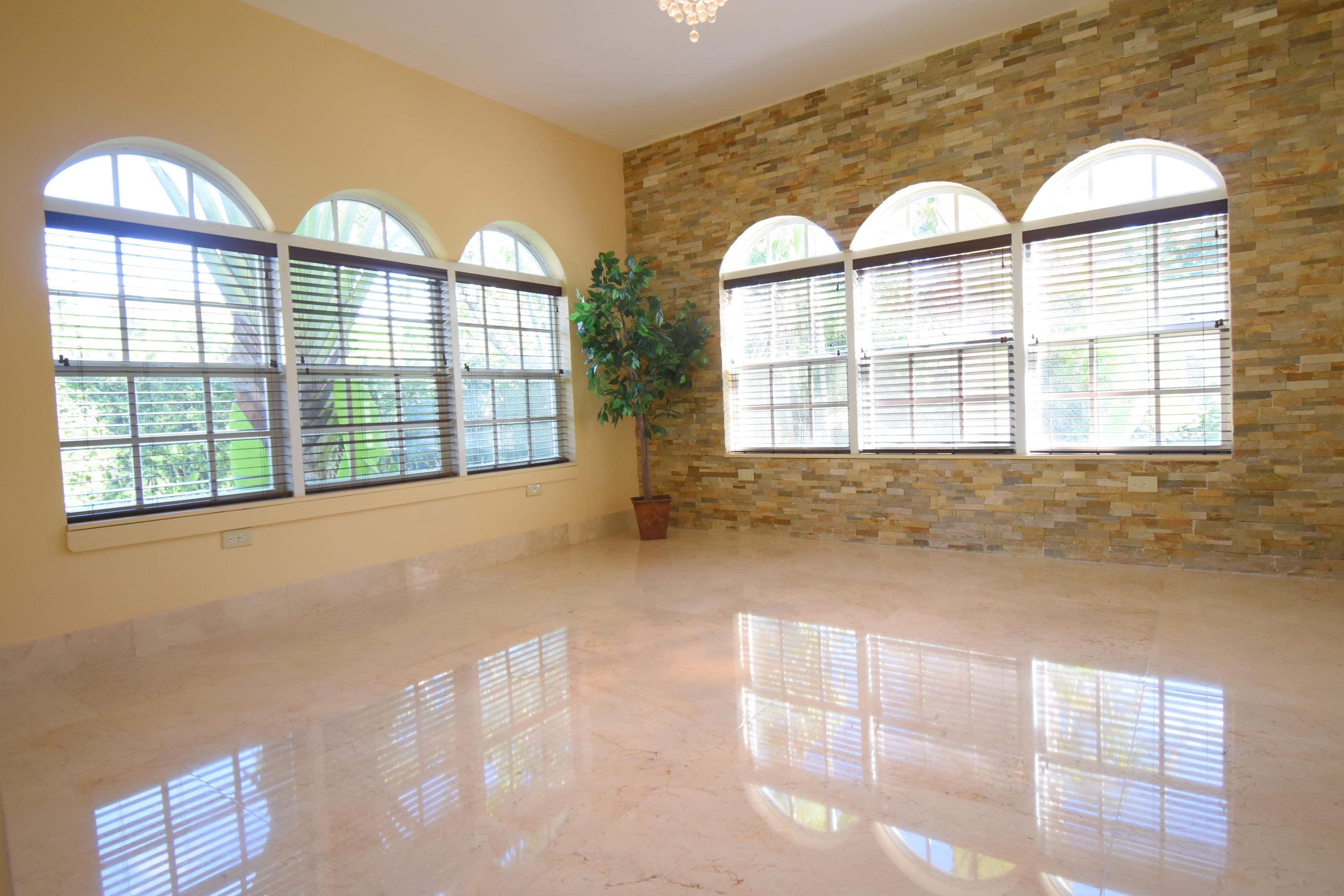 900 El Rado Street Coral Gables, FL 33134 - Photo 18 of 50 DSC_0496