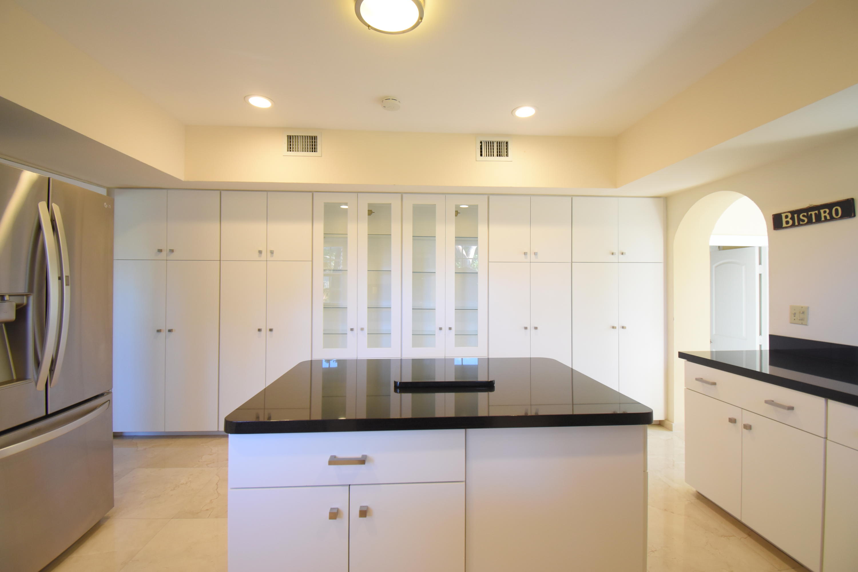 900 El Rado Street Coral Gables, FL 33134 - Photo 3 of 50 DSC_0542